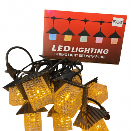 Girlandy 5m z 10 "żarówkami-domkami"