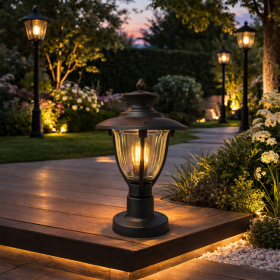 Lampa ogrodowa stojąca – klasyczna latarnia 40 cm