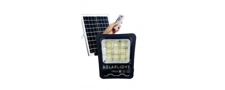 Halogeny i naświetlacze solarne LED